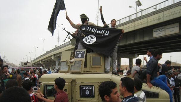 Click to enlarge isis people with flag
