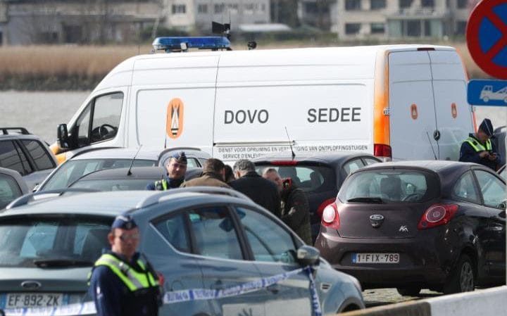 Click to enlarge Belgian police