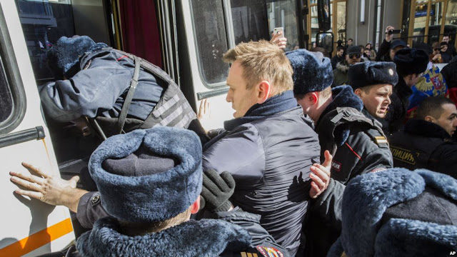 Click to enlarge Alexey Navalny