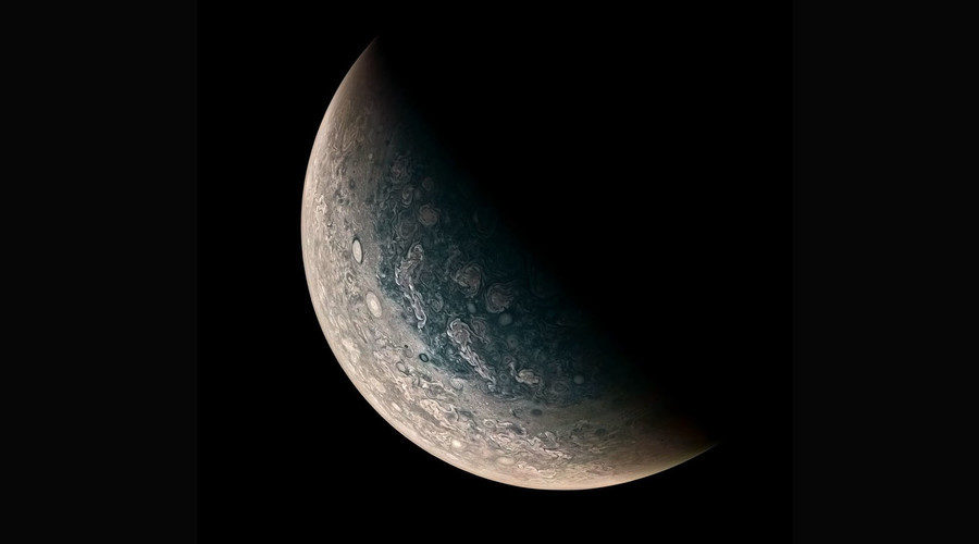 Click to enlarge Jupiter photo juno probe