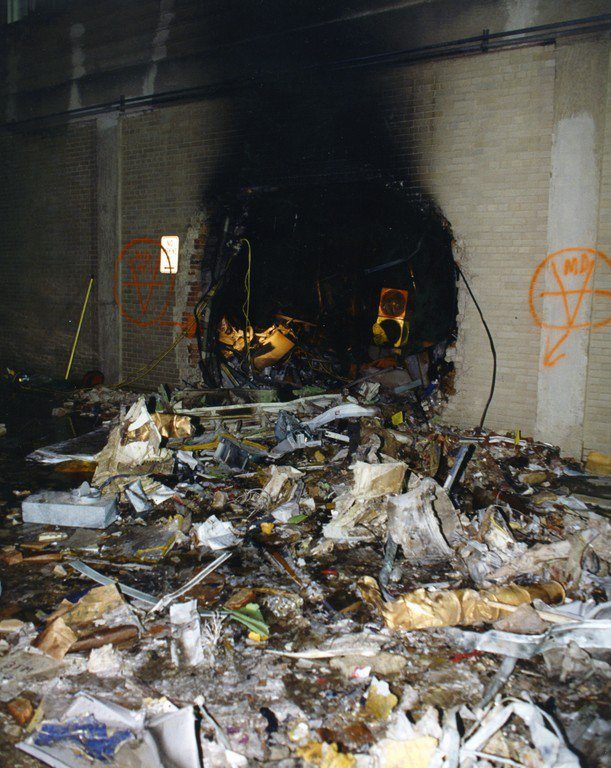 Click to enlarge Hole in Pentagon