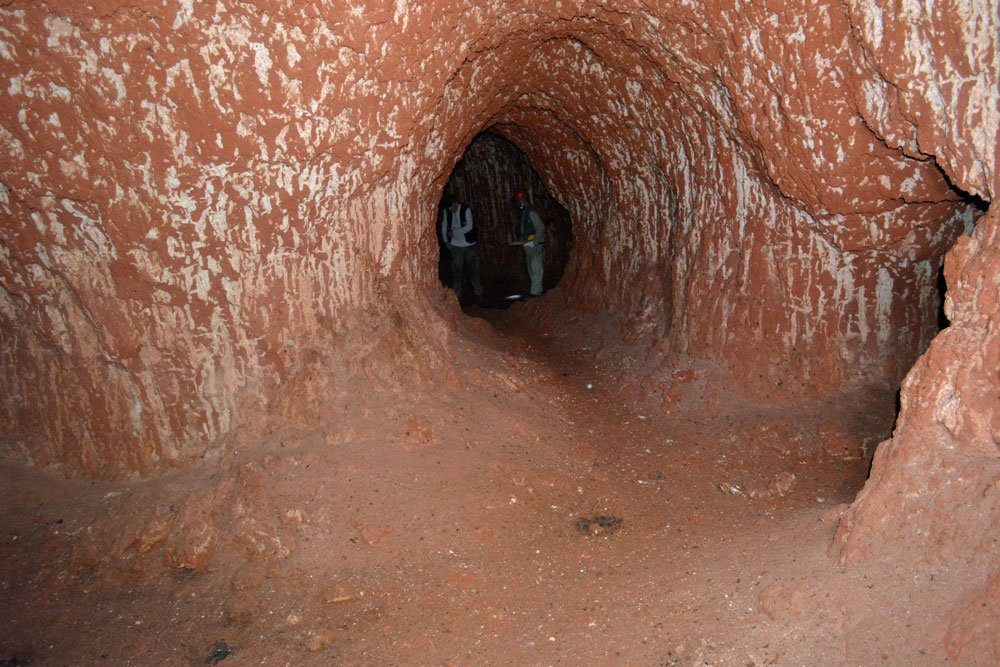 Click to enlarge tunnel