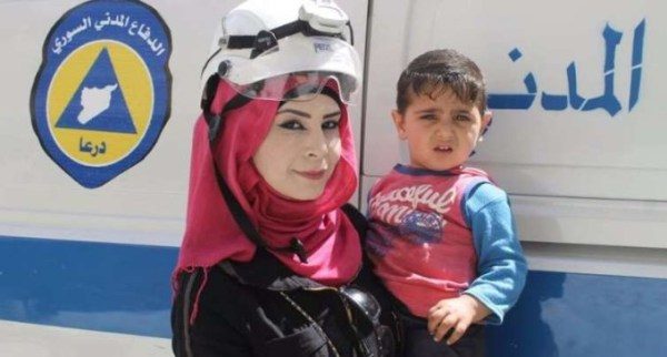 Click to enlarge Women trained real syrian self defence