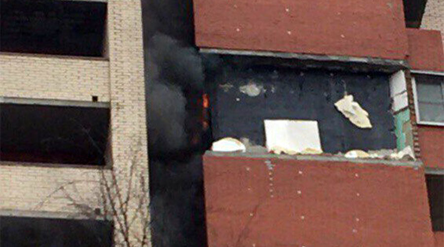 Click to enlarge St Petersburg apartment construction mishap