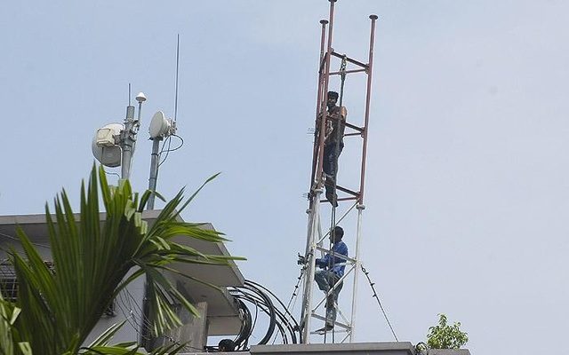 Click to enlarge cell phone tower