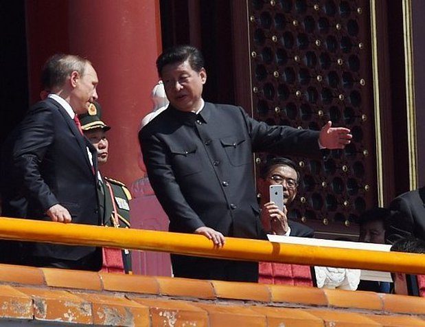 Vladimir Putin and Chinese President Xi