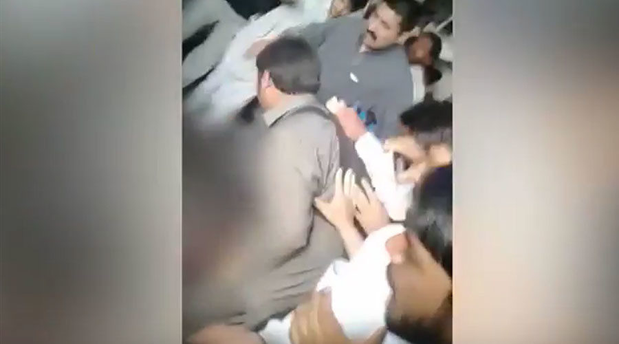 pakistani student beaten
