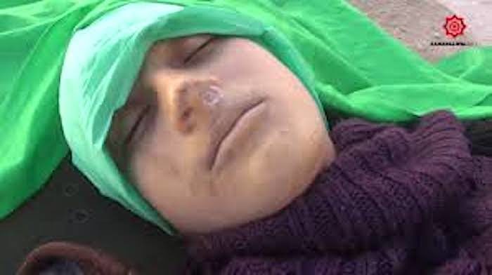 Click to enlarge boy green towel
