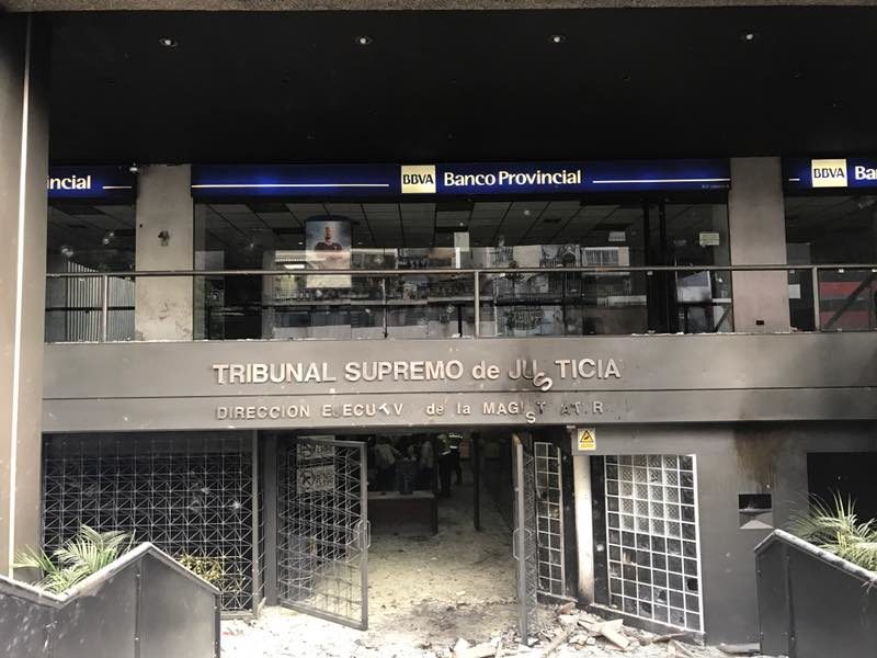 Chacao Supreme Court attack protesters Venezuela opposition