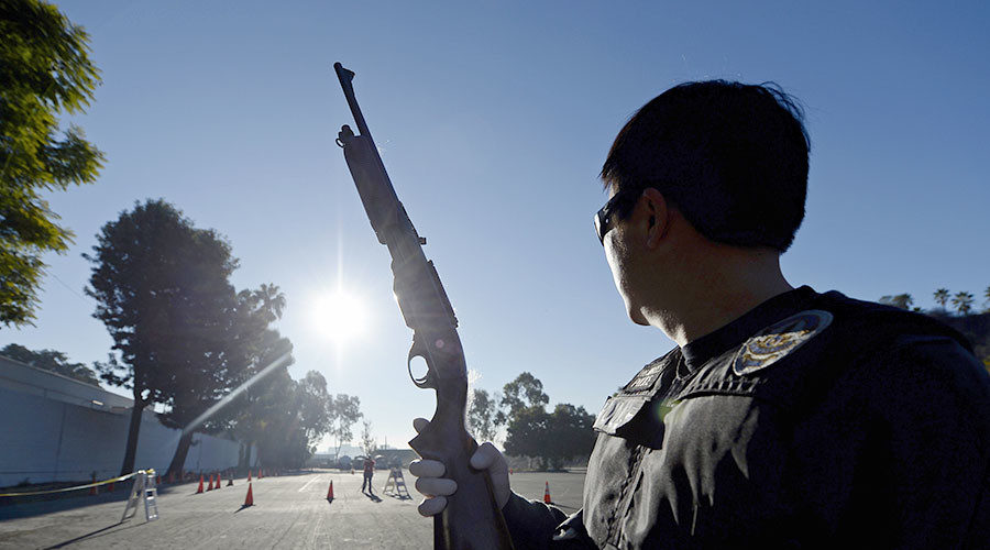 Click to enlarge LAPD officer