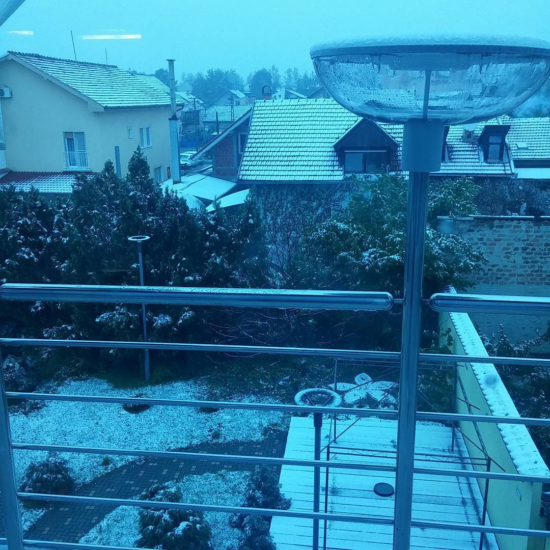 Click to enlarge SNOW