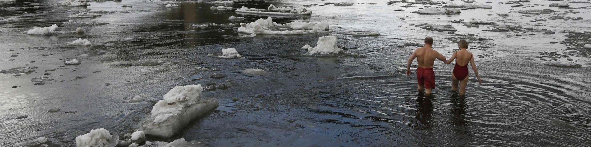Click to enlarge dip in ice
