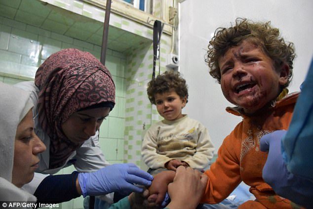 Aleppo children receiving treatment