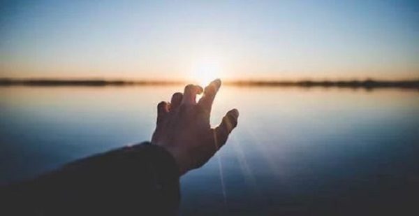 reaching light