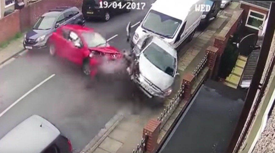 Car ploughs into 4 vehicles