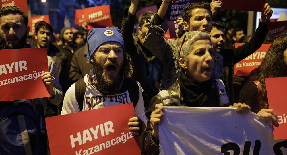 Turkish protesters