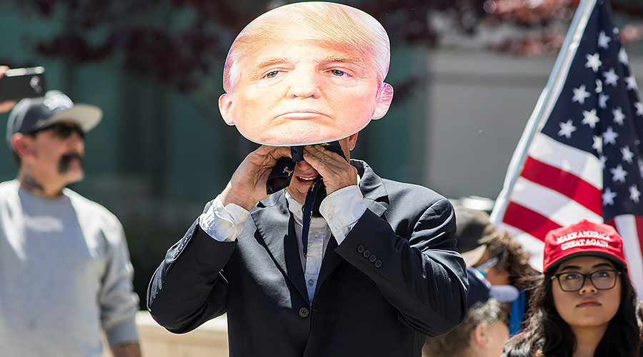 Click to enlarge trump supporter at march for science