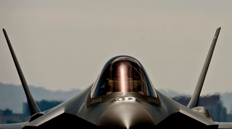 Click to enlarge US fighter jet