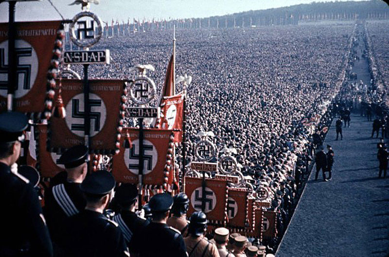 Nazi masses