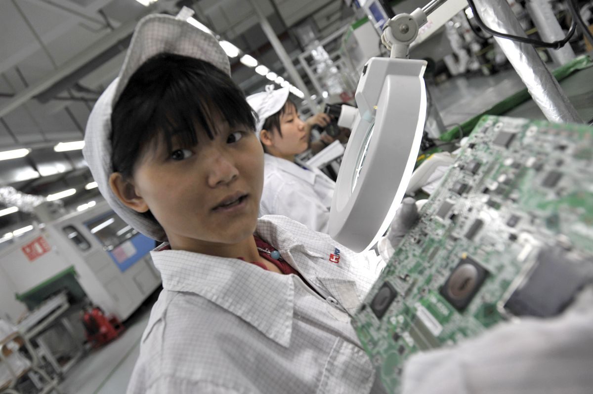 iPhone assembly Foxconn plant China