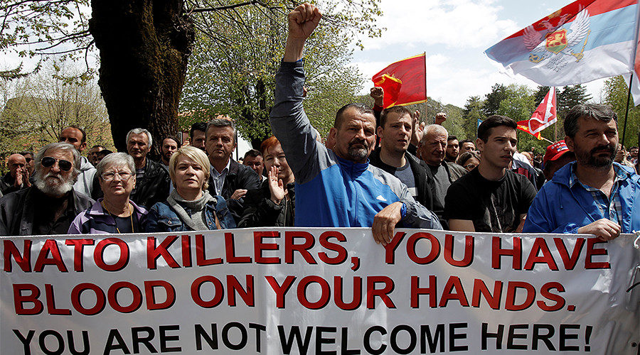 Click to enlarge Montenegro protesters