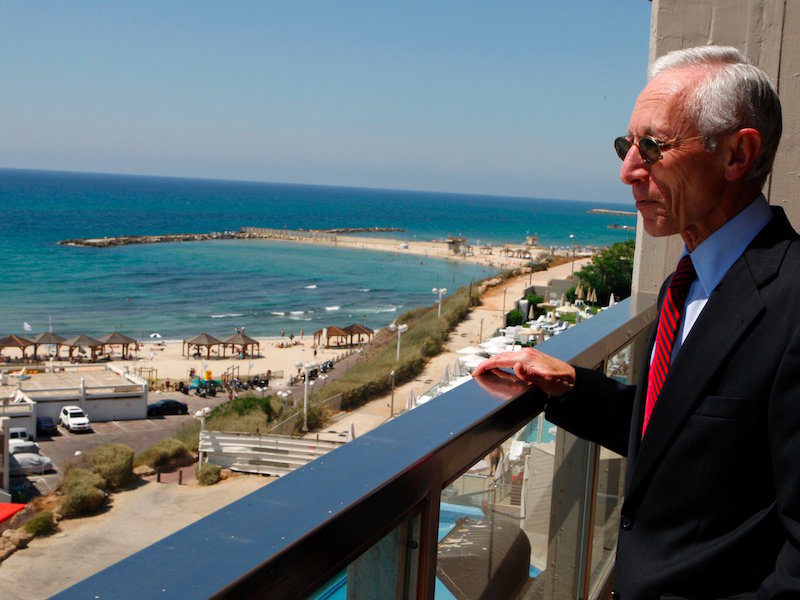 Click to enlarge Stanley Fischer