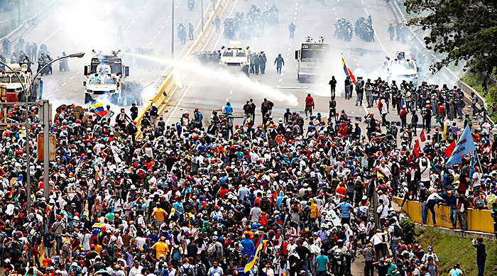 Venezuela crowd