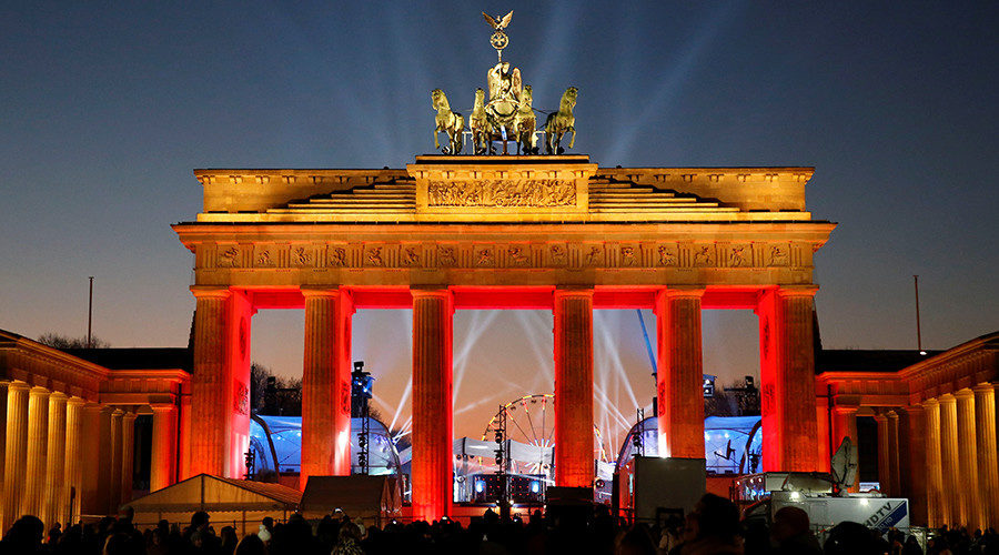 Click to enlarge Brandenburg Gate Berlin Germany