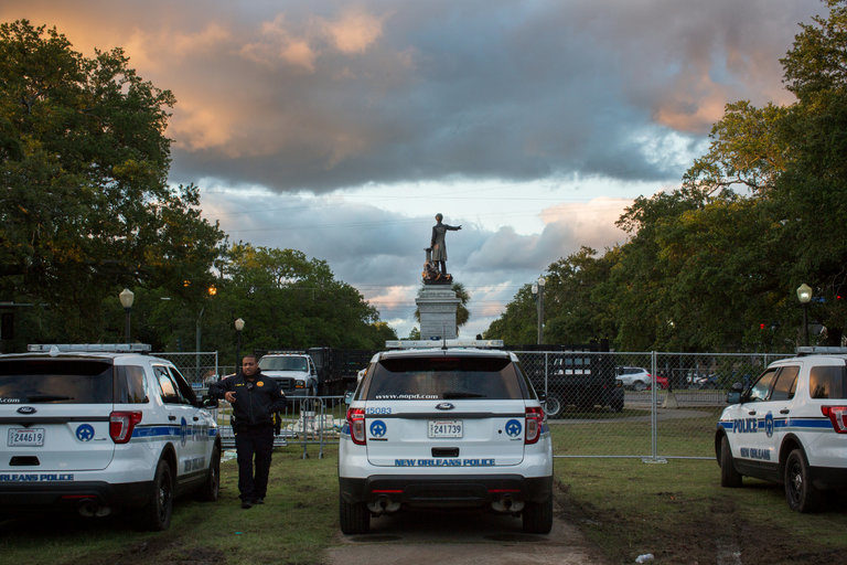 confederate statues New Orleans, Jefferson Davis statue New Orleans