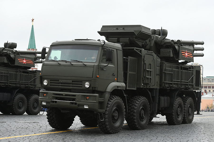 Click to enlarge Pantsir-S combined surface-to-air missile and anti-aircraft artillery weapon system, russia victory day 2017