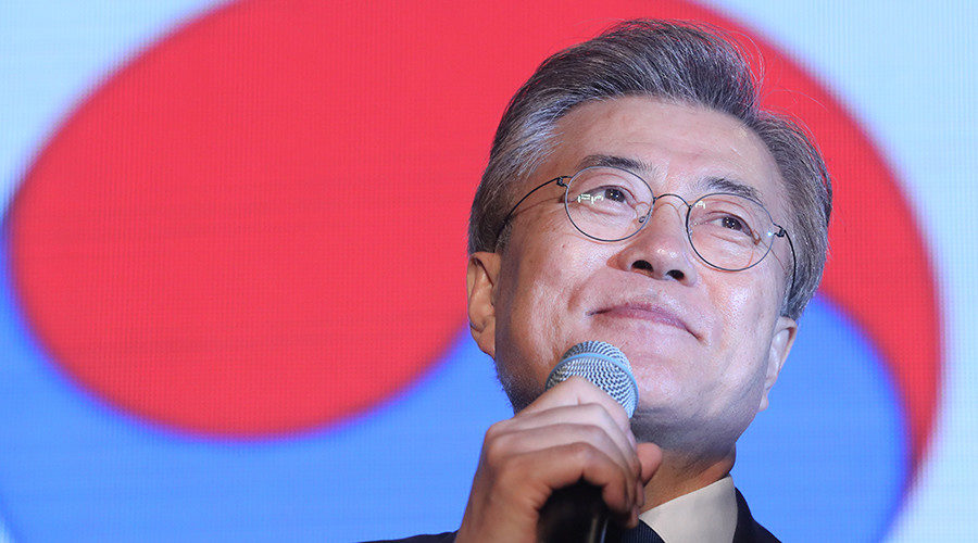 Click to enlarge Moon Jae-in
