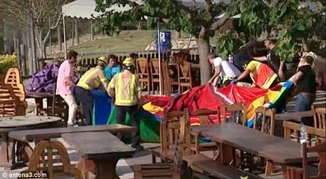 Click to enlarge bounce castle accident