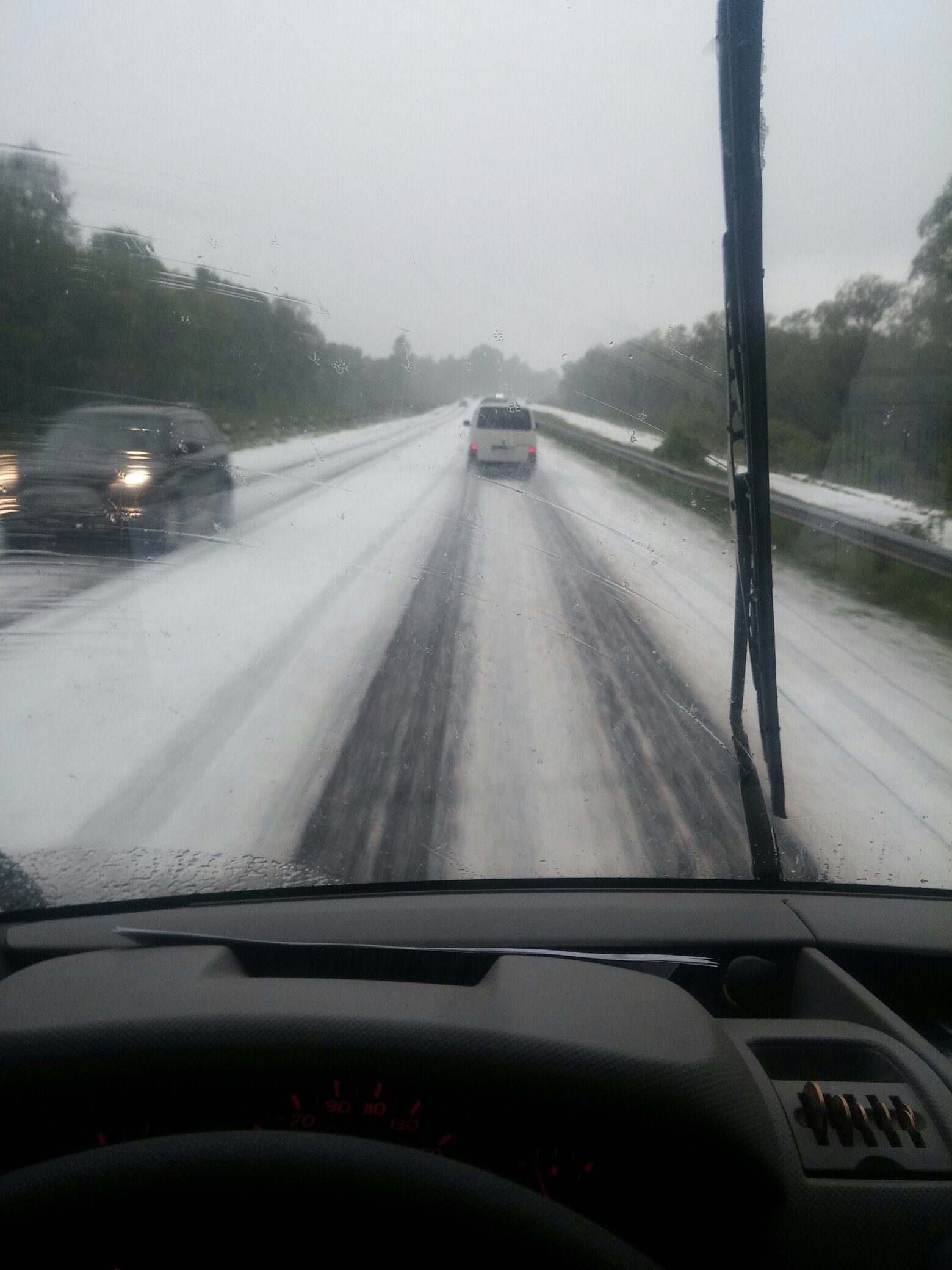 Click to enlarge kiev snow May 2017