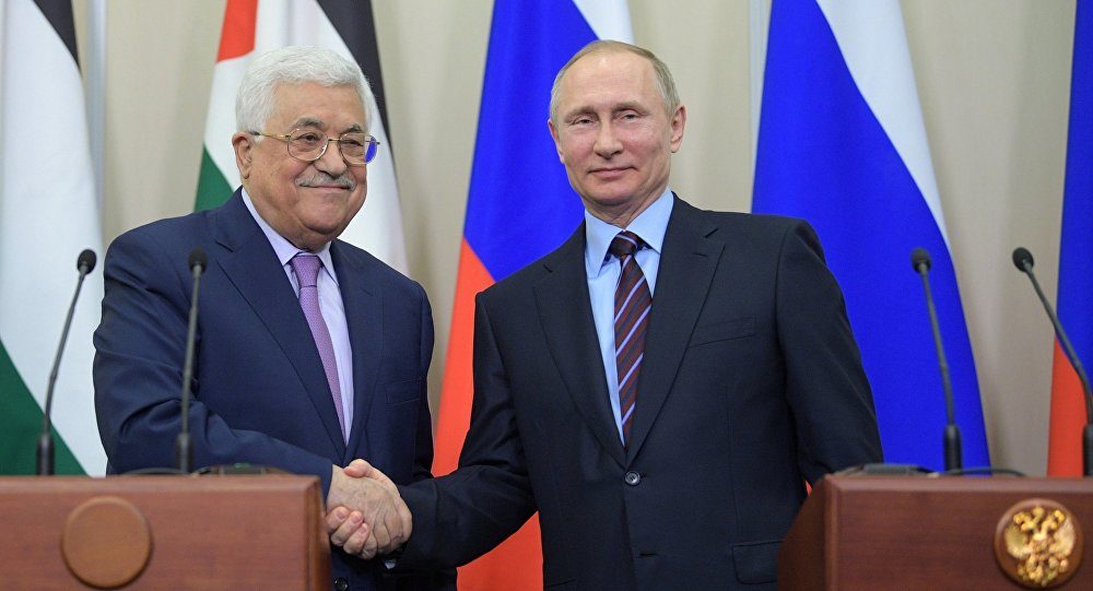 Click to enlarge Mahmoud Abbas and Vladimir Putin