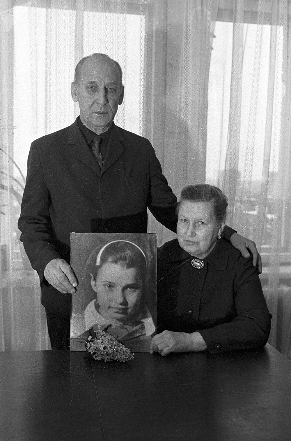 Click to enlarge Tania's sister Nina Savicheva