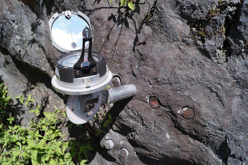 Instrument measuring geomagnetism at Mt. Fuju