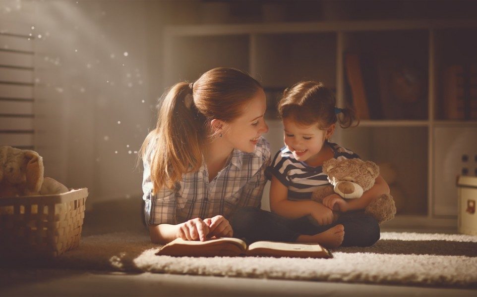 children reading