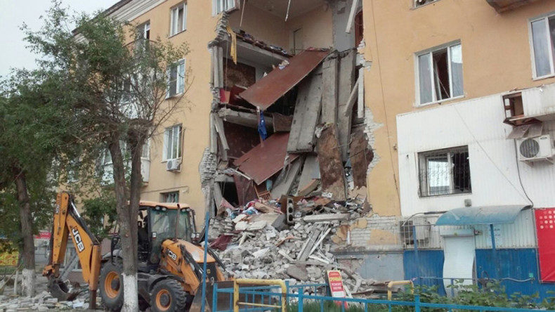 Click to enlarge Explosion at apartment building in Volgograd