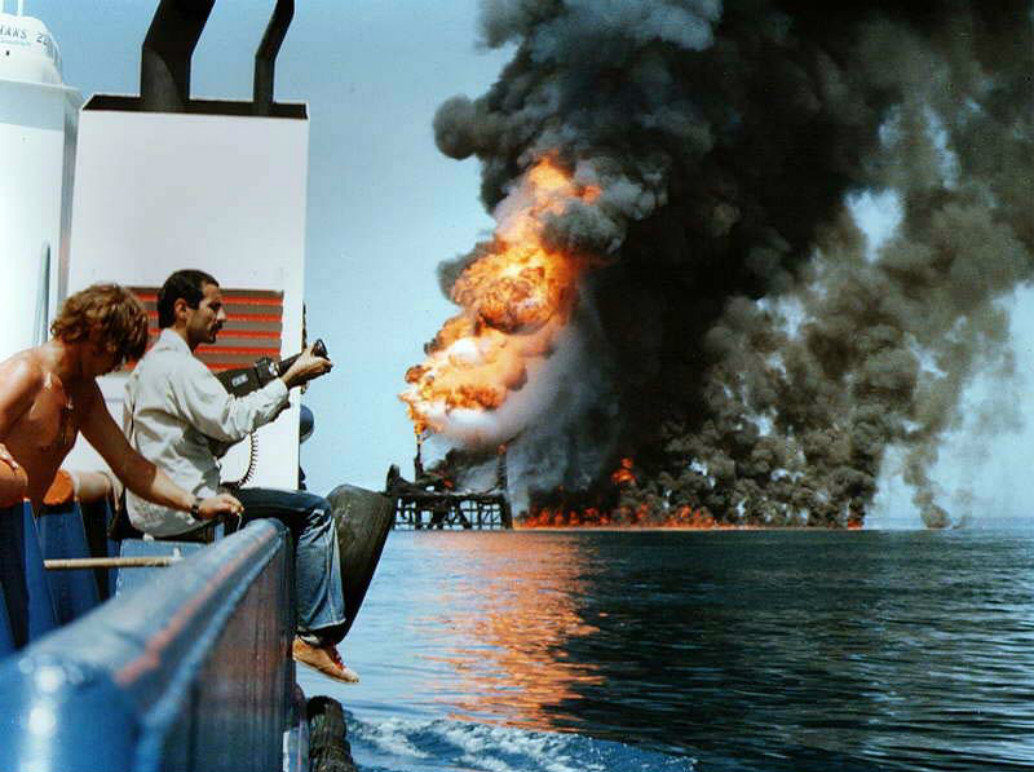 Click to enlarge Iran and Iraq targeted each other's oil facilities during the Iran-Iraq War