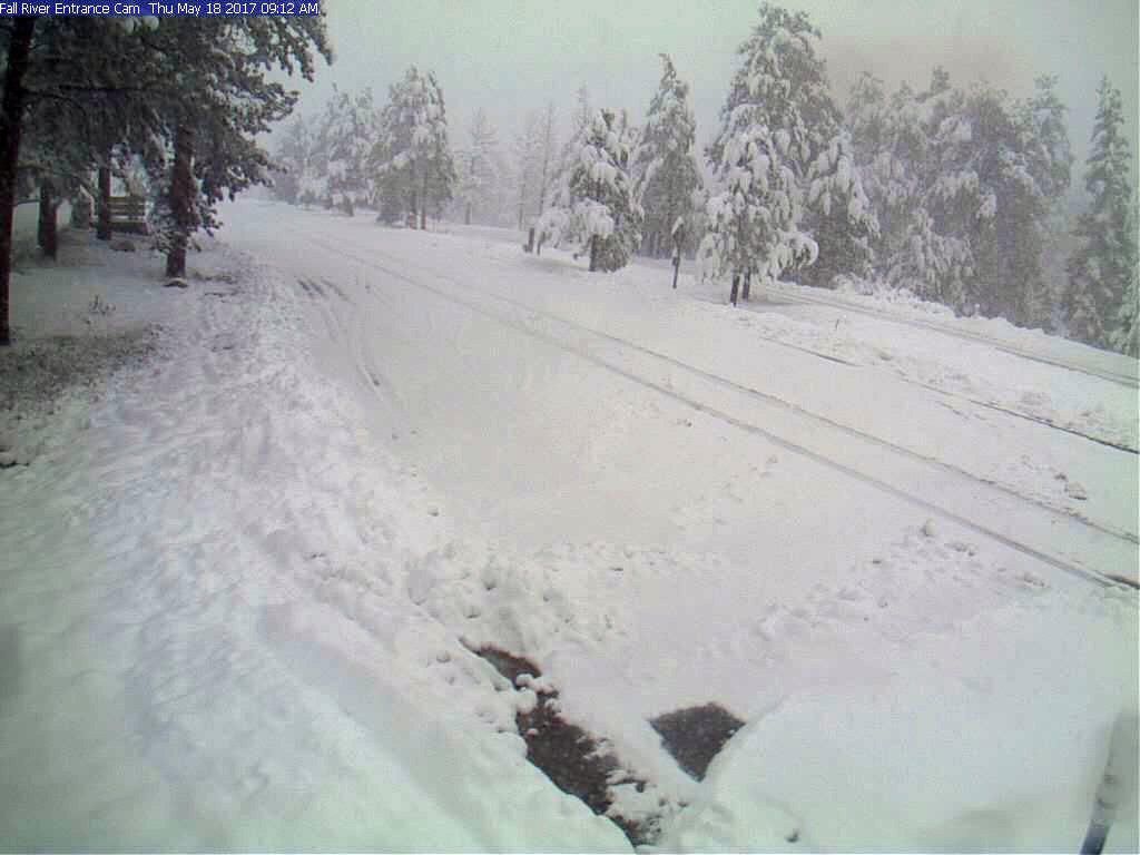 Click to enlarge 2 ½ feet of snow at Rocky Mountain National Park