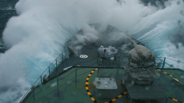 Huge Wave