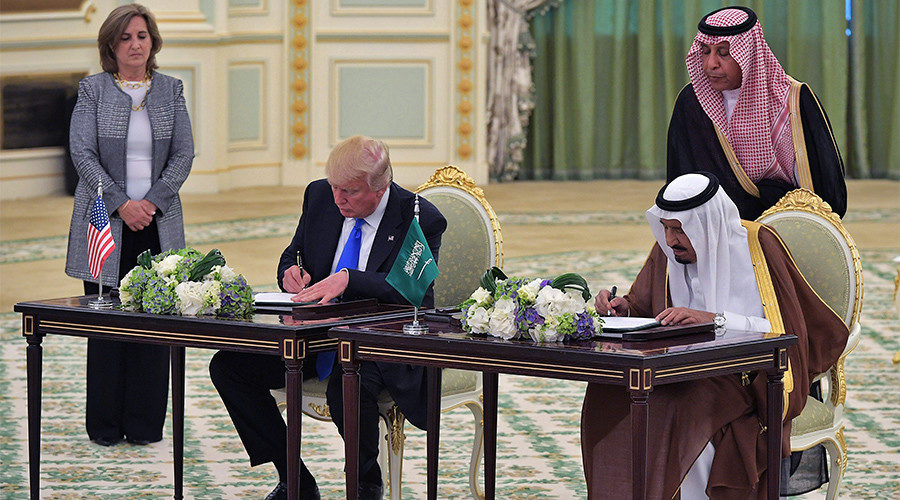 Click to enlarge Trump saudi weapon deal