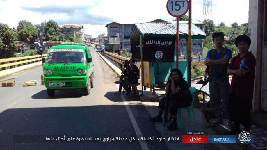 Click to enlarge ISIS have set up check-points