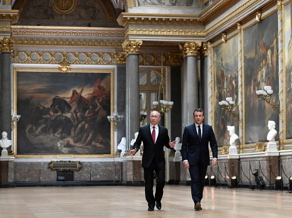 Putin and Macron in Versailles