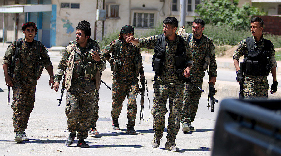Click to enlarge Kurdish fighters