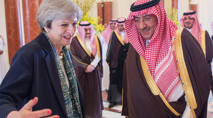 Click to enlarge Muhammad bin Nayef welcomes British Prime Minister Theresa May