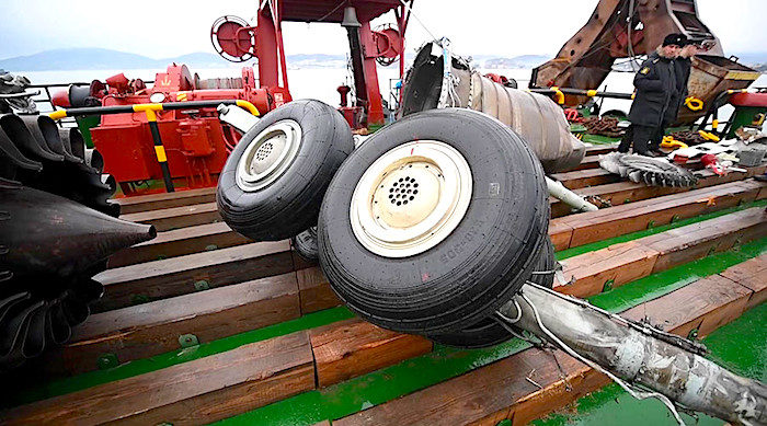 plane wreckage