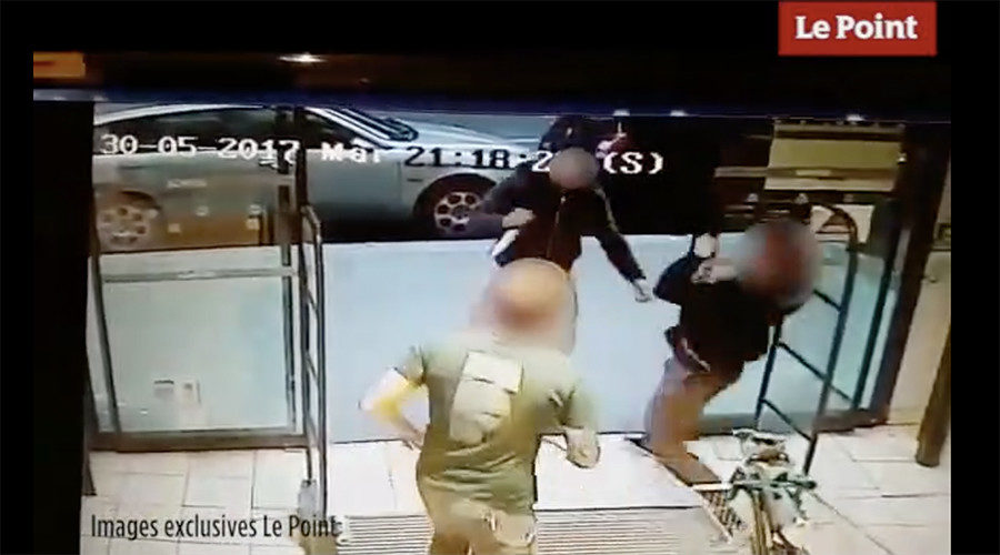 Screenshot from the Le point video