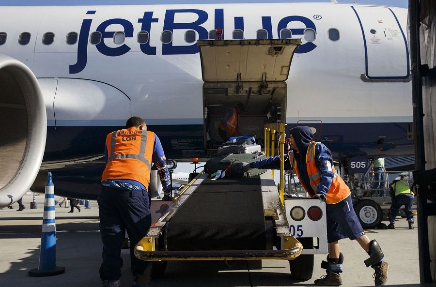 jetblue plane