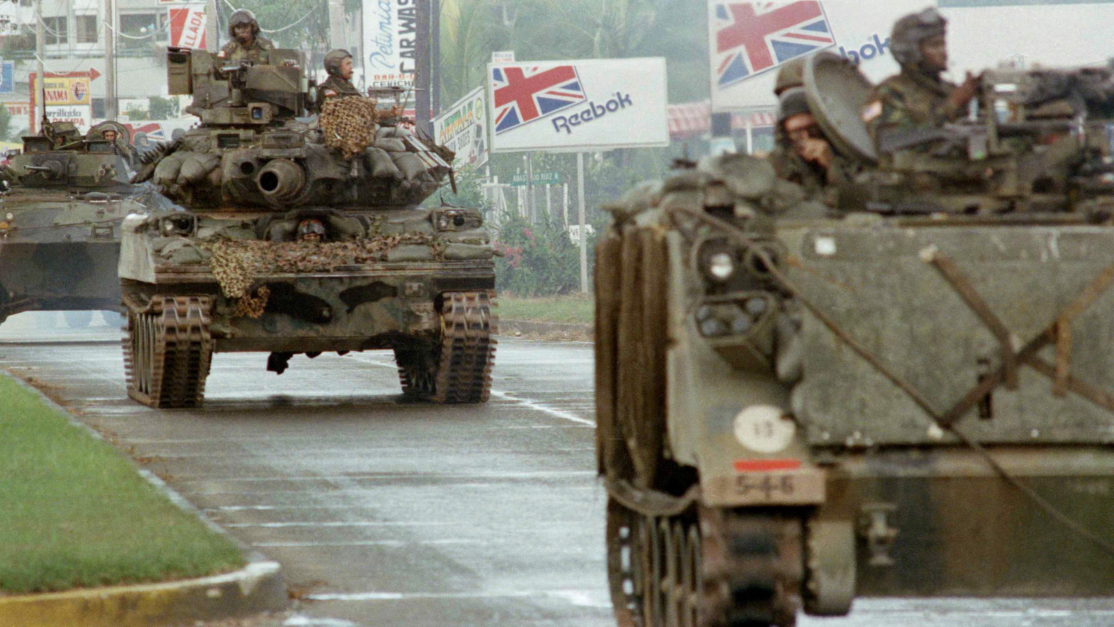 Click to enlarge U.S. tanks and armed personal carrier transiting in Panama